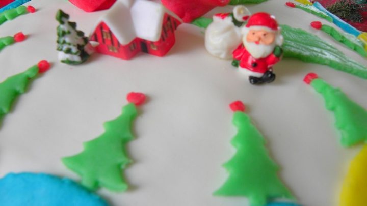 Create A Cake Ready To Roll Icing | Pink Fondant Icing | Palm Free