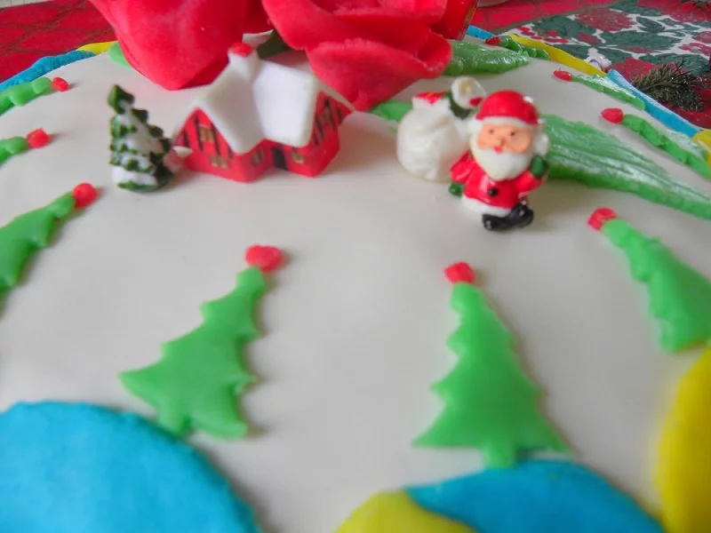 Sugar paste decorations image