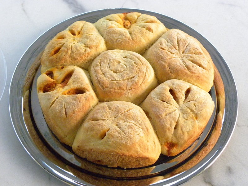 Pizza bread rolls image
