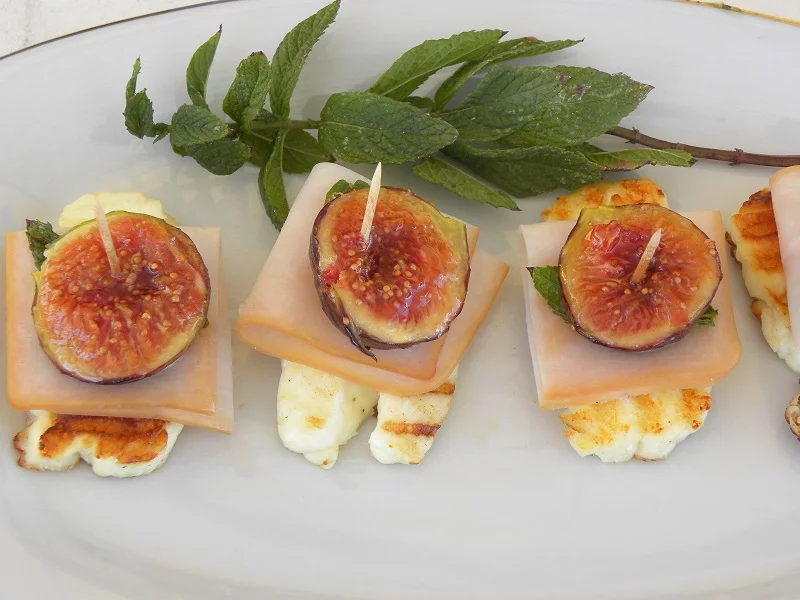 Halloumi and fig appetizer image