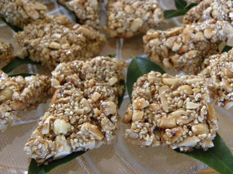 Pastelli (Honey Sesame Candy with Peanuts)