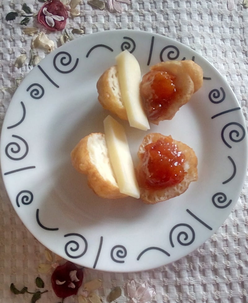 oukoumades with loquat jam picture