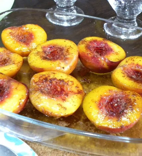 Easy Baked Peaches with Honey & Cinnamon
