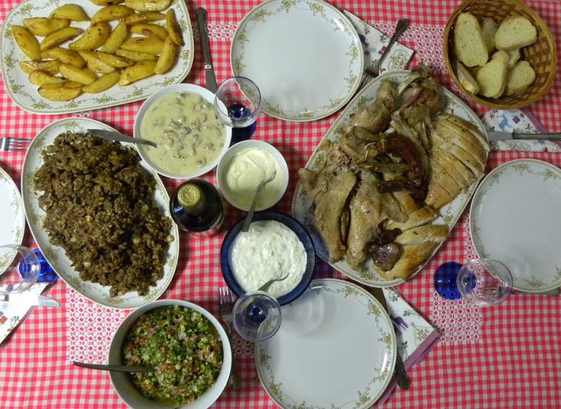 Christmas dinner table image