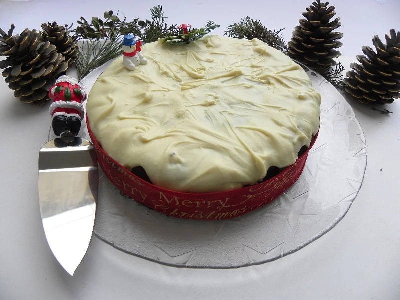 New Year's Cake with Grand Marnier & White Chocolate Glaze Vassilopita image