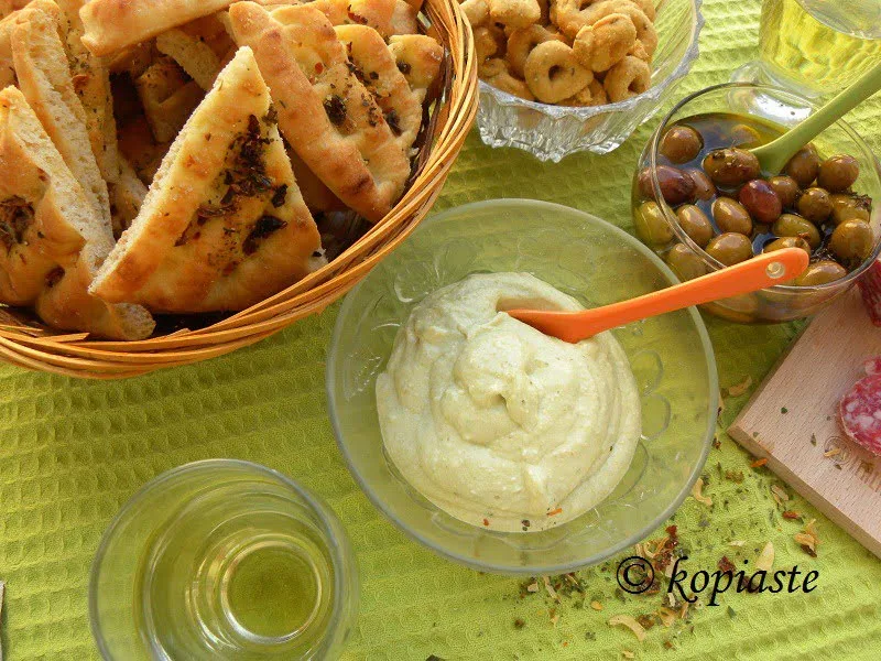 pesto greek yoghurt and feta dip with pita chiips picture