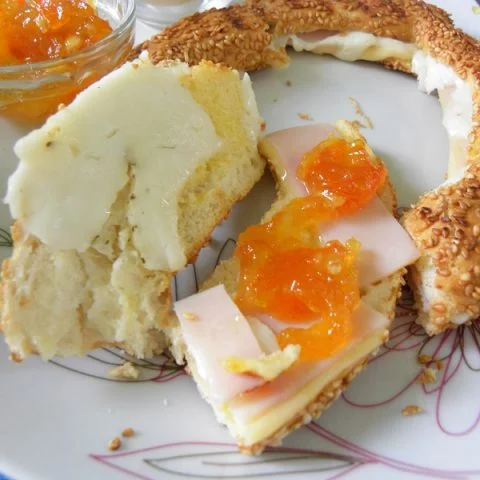 Mandarin Marmalade with Halloumi image