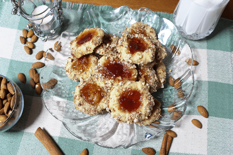 Almond Cinnamon Thumbprint Cookies Kopiaste..to Greek Hospitality