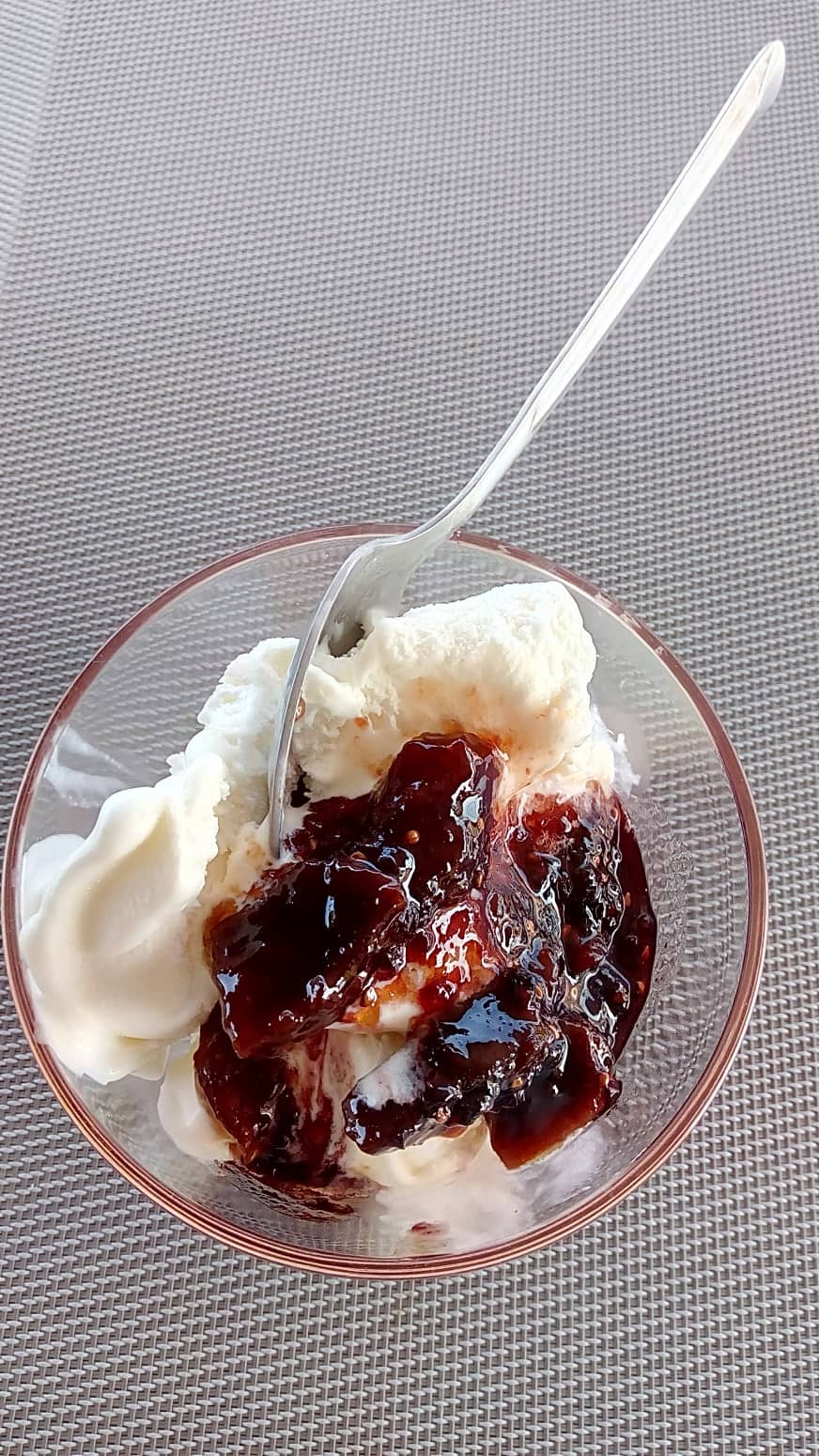 Kaimaki icecream with Mulberry Jam image