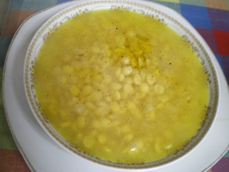 Revithosoupa chickpea soup image