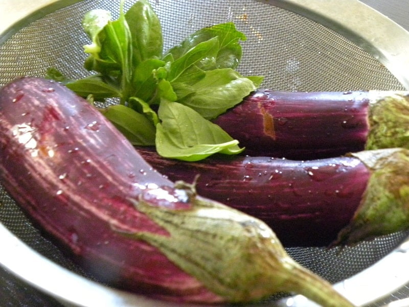 Tsakonikes eggplants image