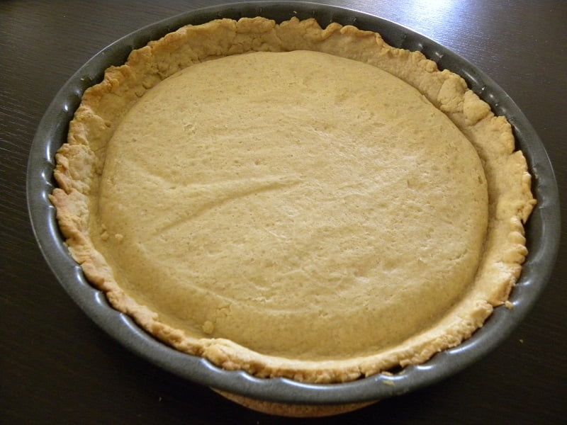 Baked tart crust image