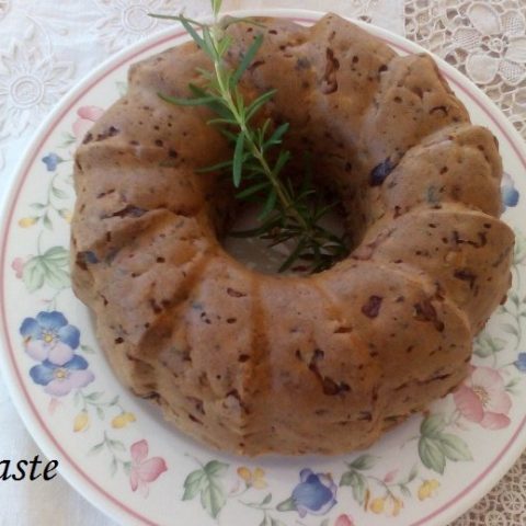 Elioti Cake, a Vegan Orange, Tahini and Olives Bread