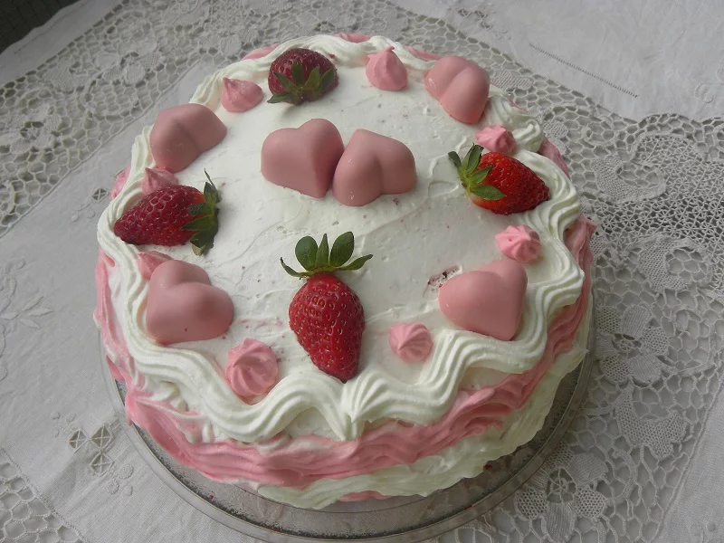 red velvet cake image