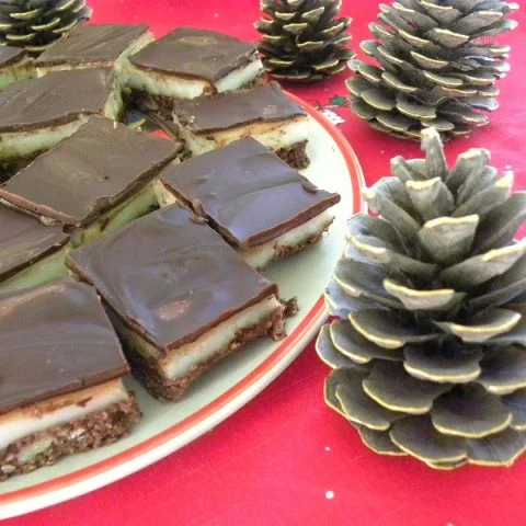 Nanaimo Bars with sahlab filling picture