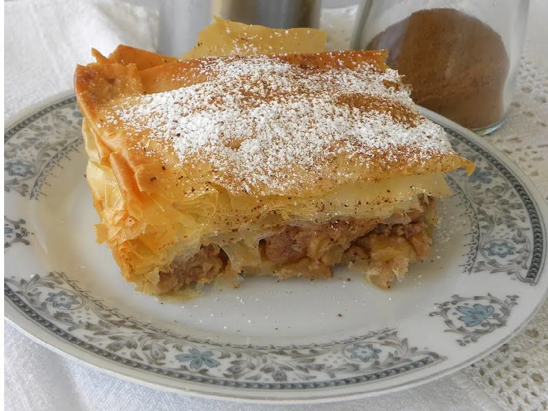 milopita greek apple pie image