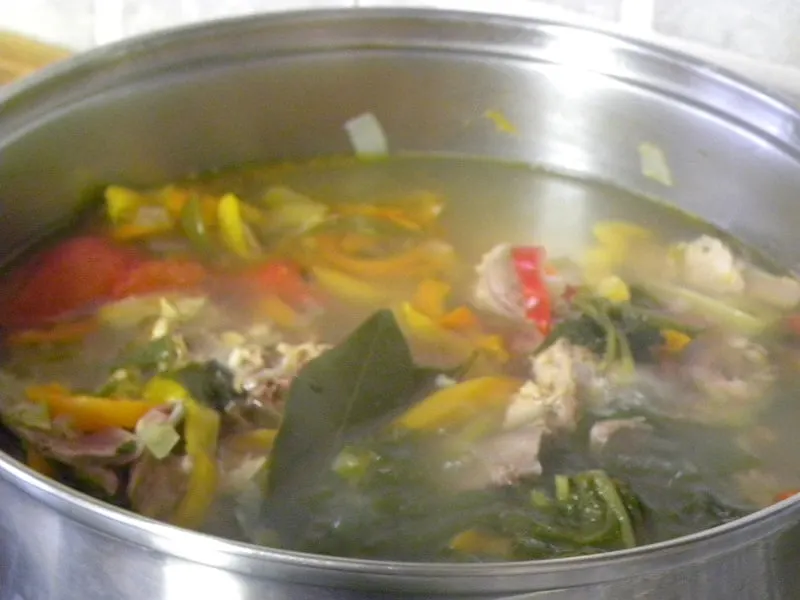 Turkey soup cooking image