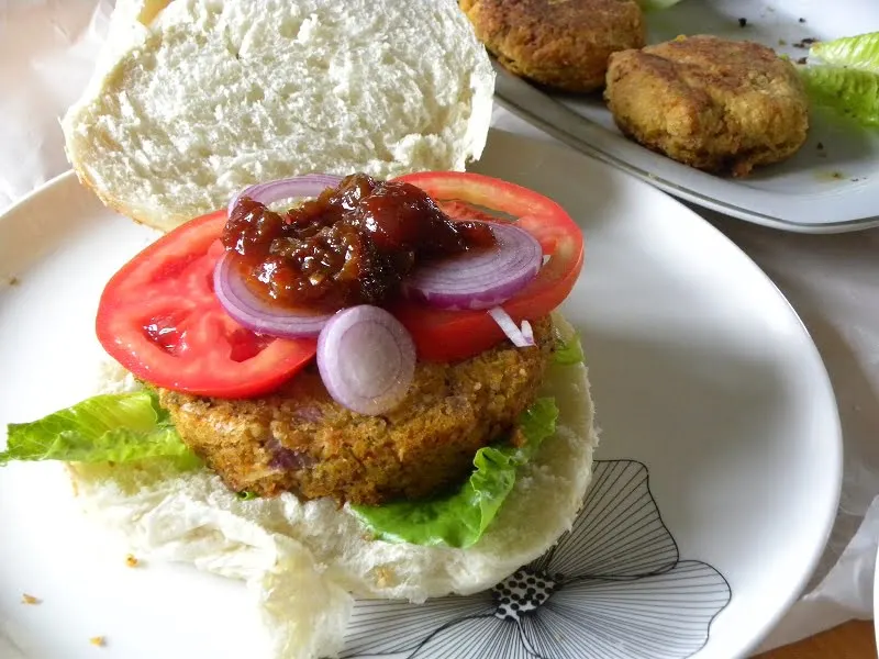 Chickpea and Zucchini Burgers image