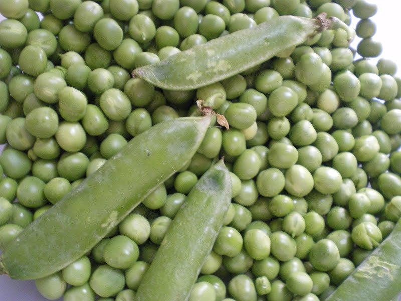 Fresh peas arakas image