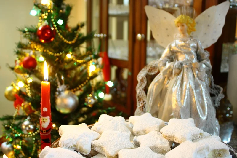 Kourabiedes with angel decoration picture