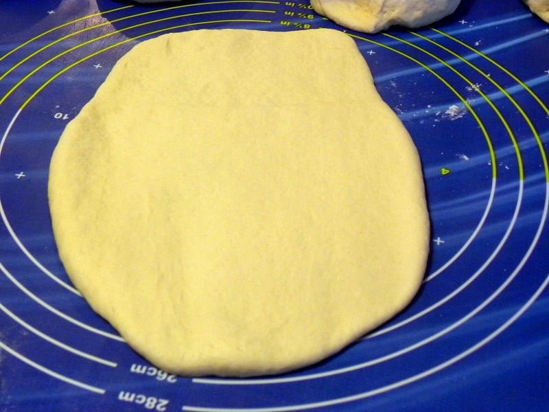 Showing size of dough image