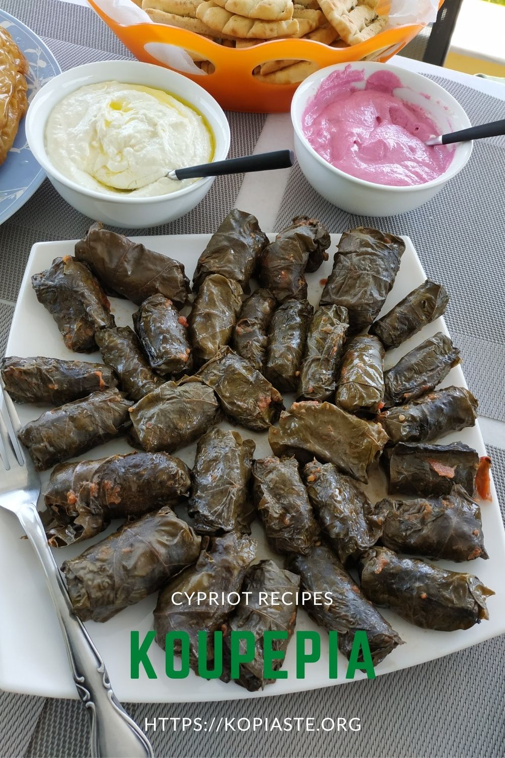Koupepia me Ampelofylla (Cypriot Stuffed Grape Leaves) Kopiaste..to
