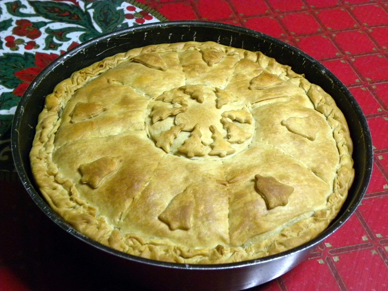 Festive Kreatopita decorated pie image