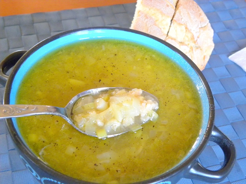 Psarosoupa fish soup with rice image