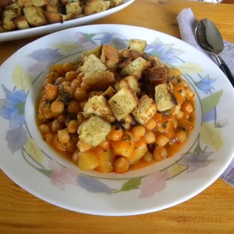 revithosoupa chickpea soup image