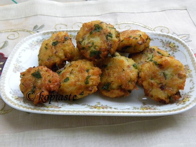 Ryzokeftedes rice patties image