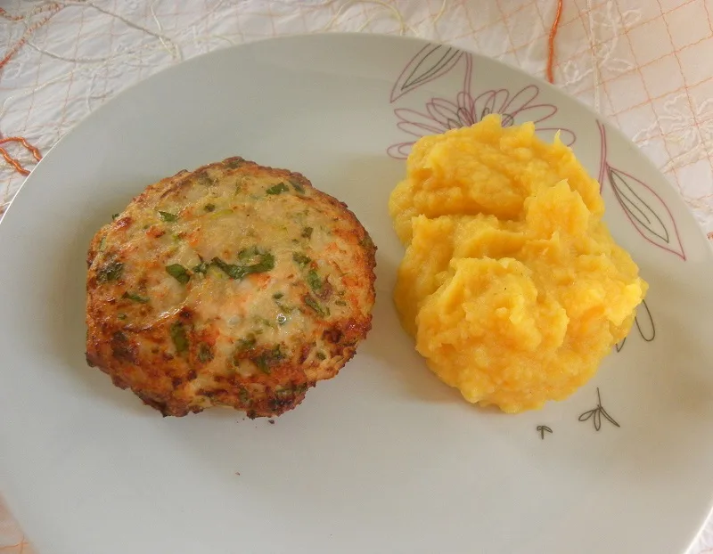 Chicken Burger with mashed potatoes and pumpkin image