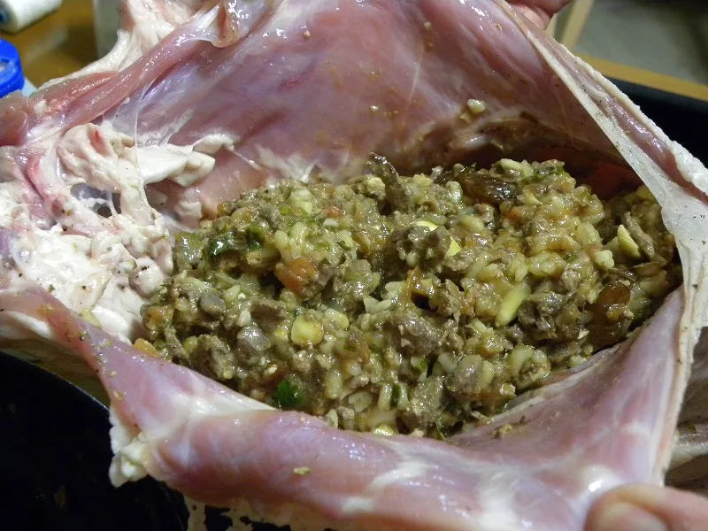 Filling of liver in the goat cavity image