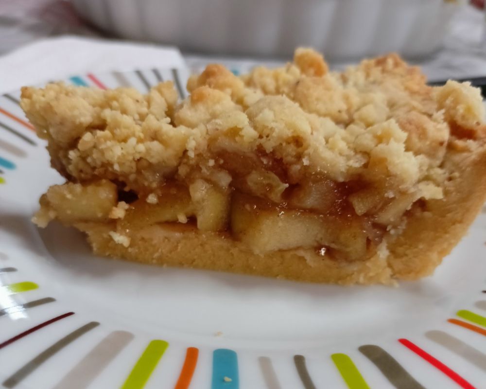 Apple Tart with Nut Crumble picture