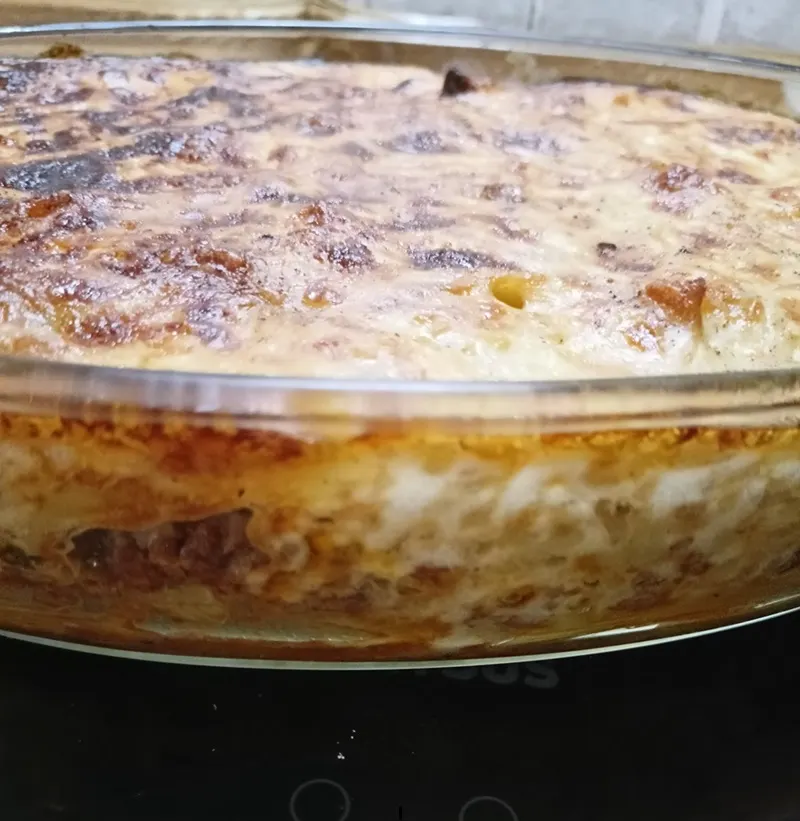 Pastitsio view from the side image