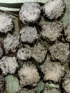 Carob cookies for toddlers image