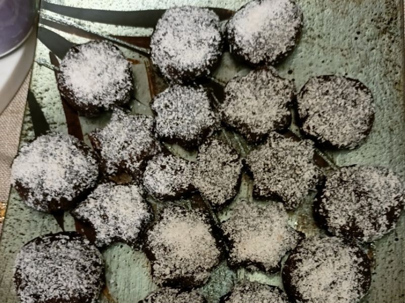 Carob cookies for toddlers image