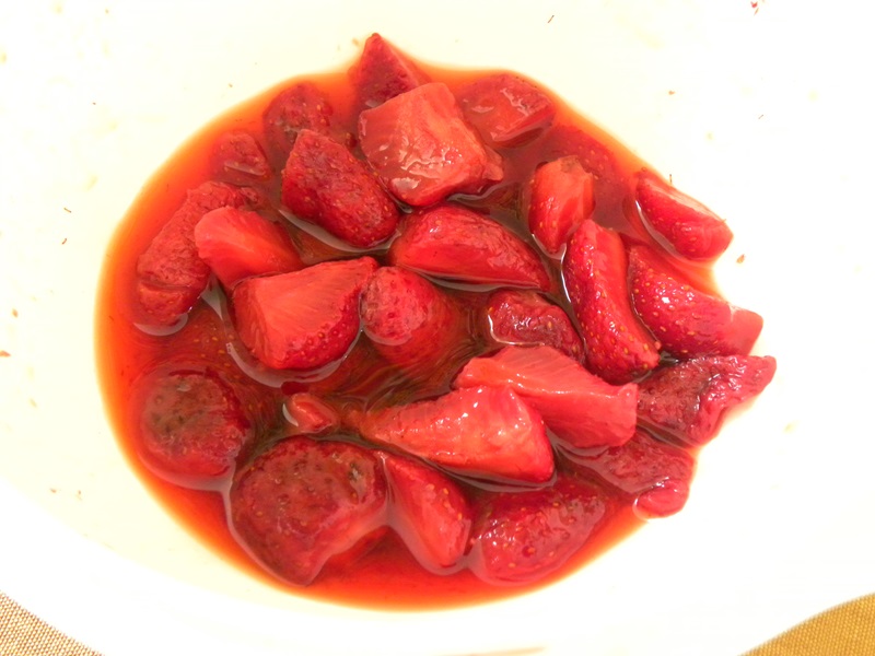 Marinated strawberries image