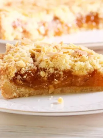 Apricot crumble cut into pieces image