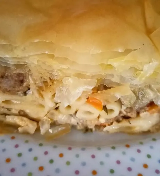 Greek Makaronopita (Minced Meat and Pasta Pie)