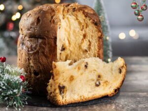 Panettone cut showing Cgrustnas objects image