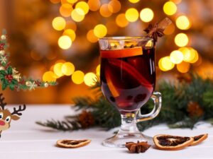 gluhwein in a glass image