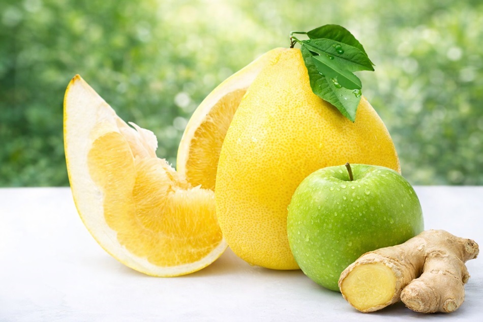 Pomelo with granny smith apple and ginger image