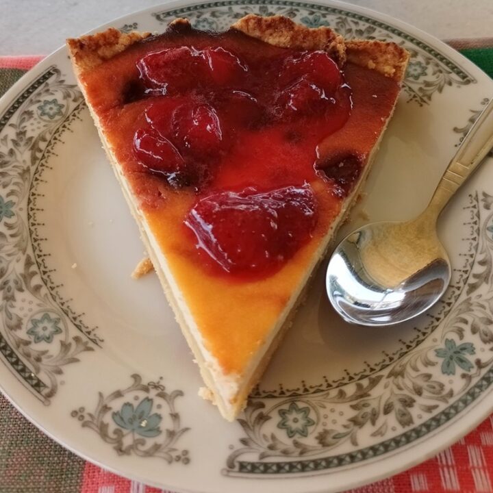 Creamy Strawberry Tart image