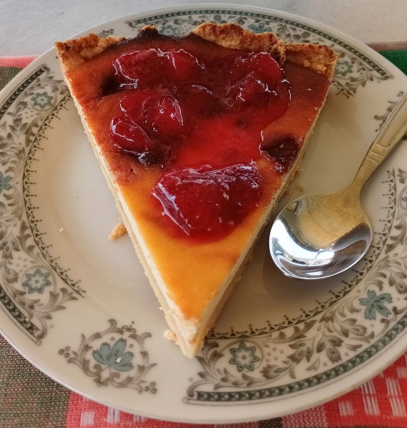 Creamy Strawberry Tart image
